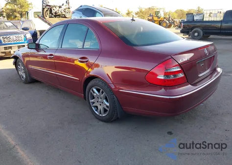 2004 Mercedes-Benz E 320 z USA, uszkodzony, nr VIN WDBUF65J34A400038